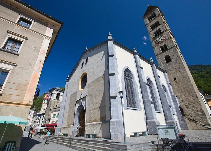 Hotel Centrale, Typically Swiss Poschiavo