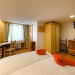 Hotel Centrale, Typically Swiss Poschiavo